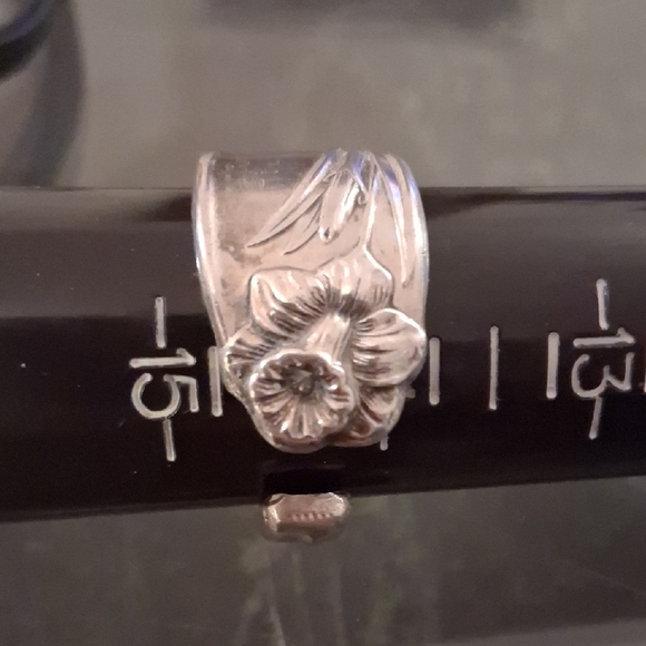 1847 ROGERS BROS SILVER SPOON RING - Picture 1 of 4